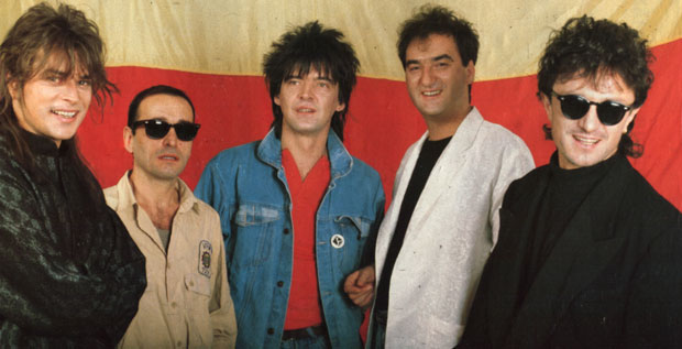 Иза хоризонта у част Лази Ристовском: Брега први пристао